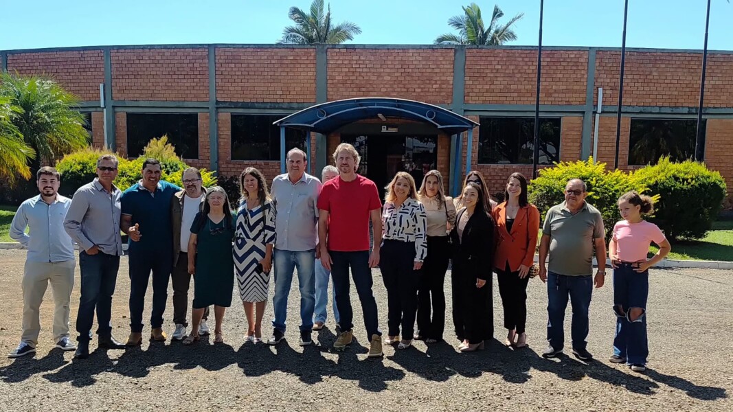 vereadores-da-camara-municipal-de-ibaiti-participaram-nesta-sexta-feira-17-do-programa-amunorpi-ideb-2026